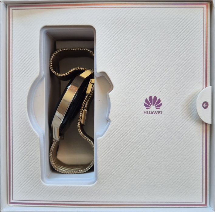 Смарт часовник Huawei watch GT 3