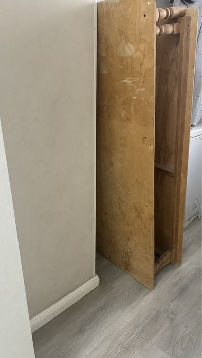 Продаётся столы 2  в хорошем состояний