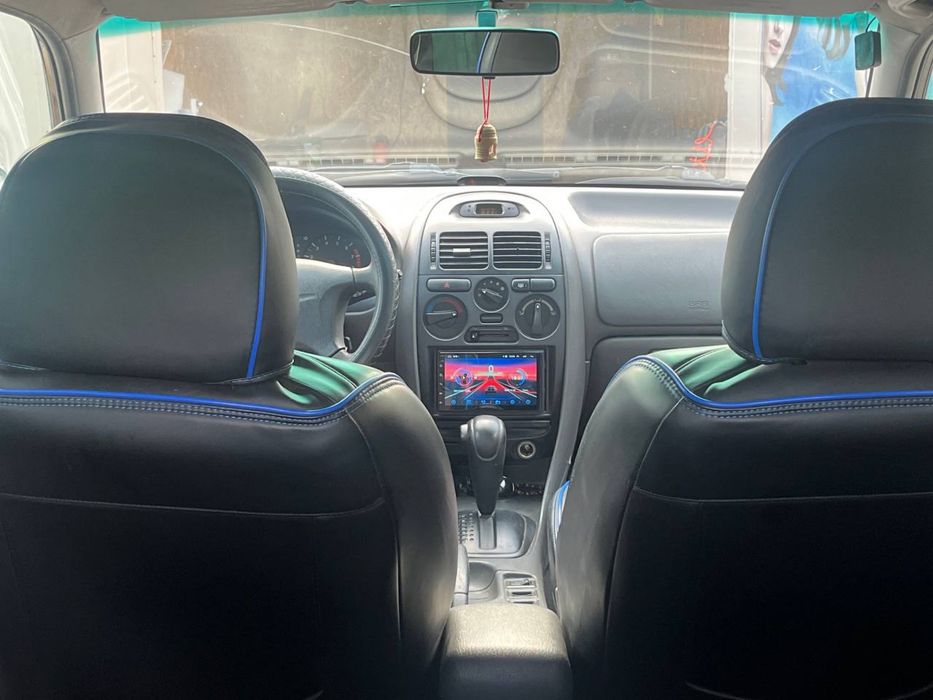 Продам машину митсубиси харизма