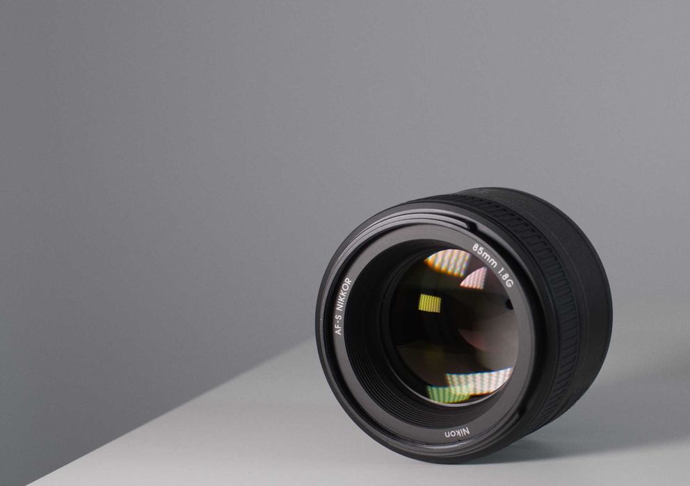 Obiectiv Nikon 85mm 1.8G ca nou, montura Nikon F