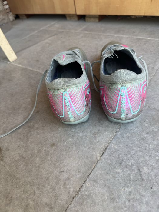 Продавам бутонки Nike
