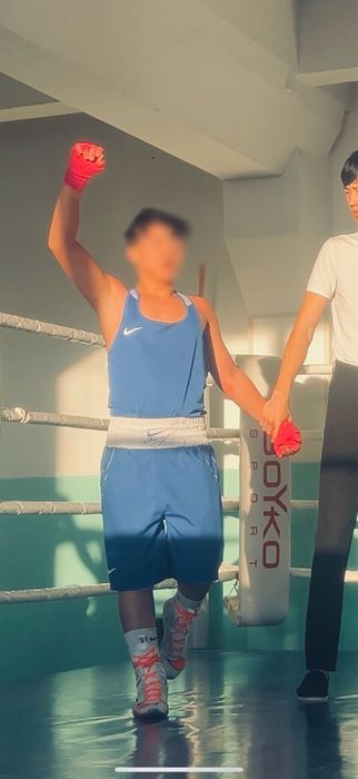 Продам боксерскую форму