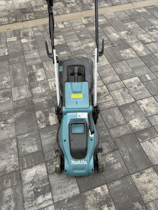 Makita-masina tuns iarba electrica