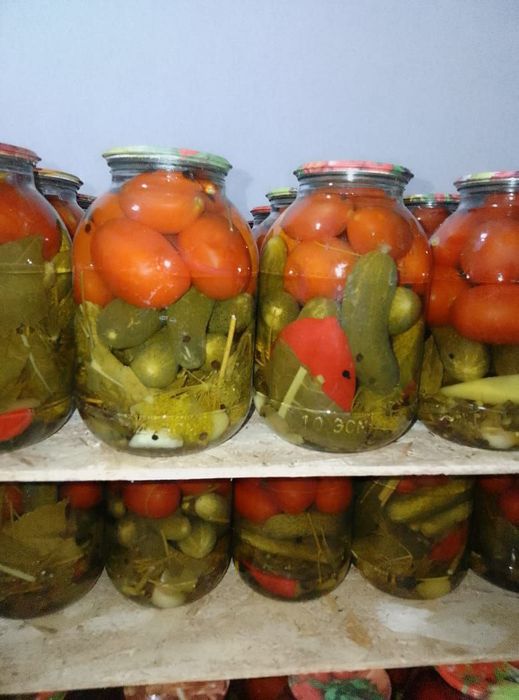 Банка салат огурцы