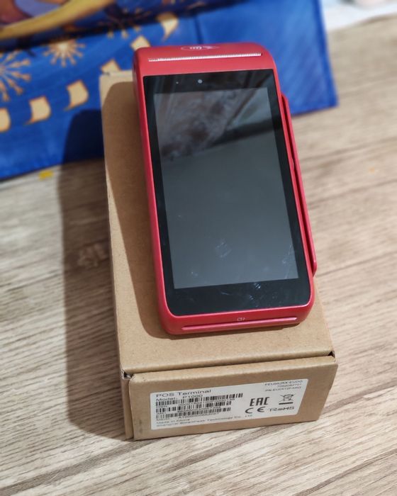 Продаётся терминал модель p1000