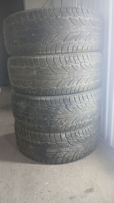 Ақтау қ  аяқ бар