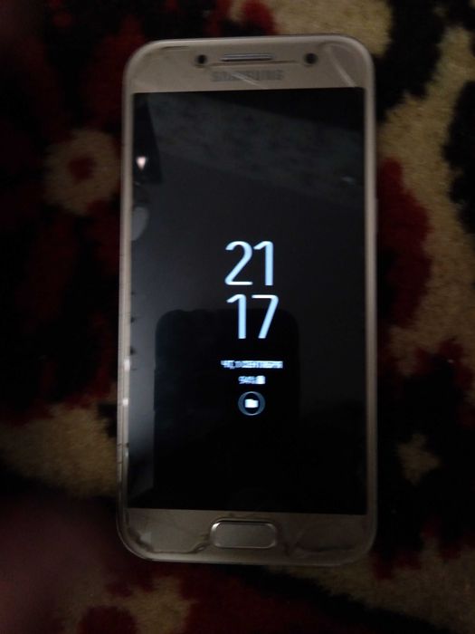 Телефон самсунг А5