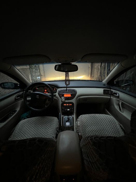 Продаю автомобиль Peugeot 607