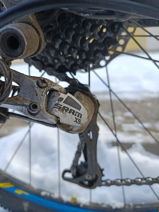 Carrera Hellcat 29e Mountain Bike . Mai multe în descriere .