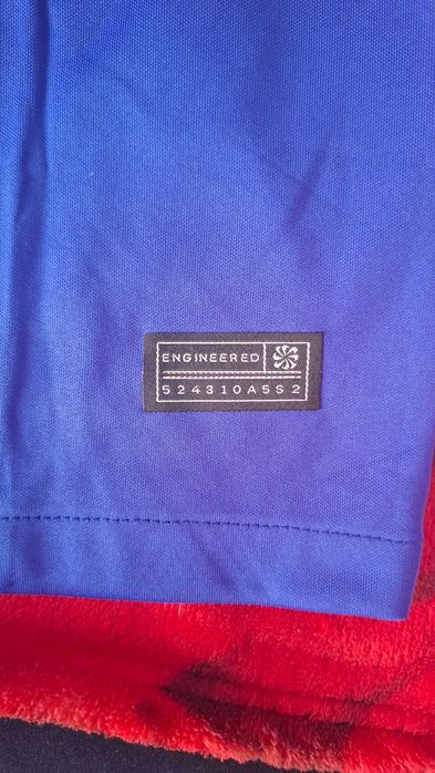 Tricou Brazilia cu eticheta