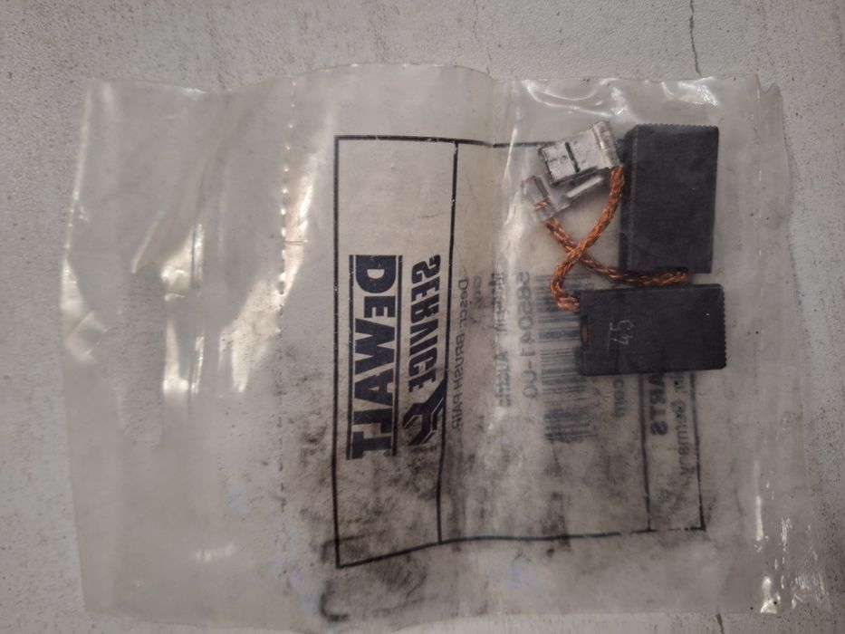 Щетка болгарки девальт 230мм