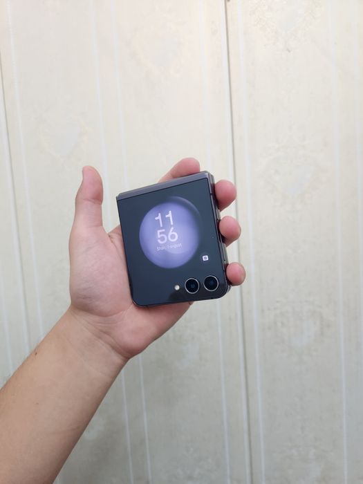 Samsung Z flip 5