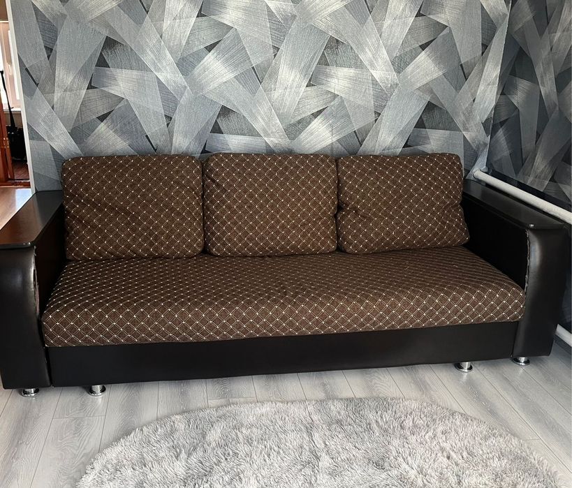 Продам диван 230*140 см