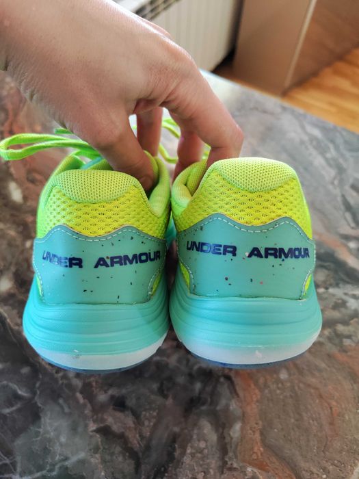 Маратонки Under Armour 39-ти номер