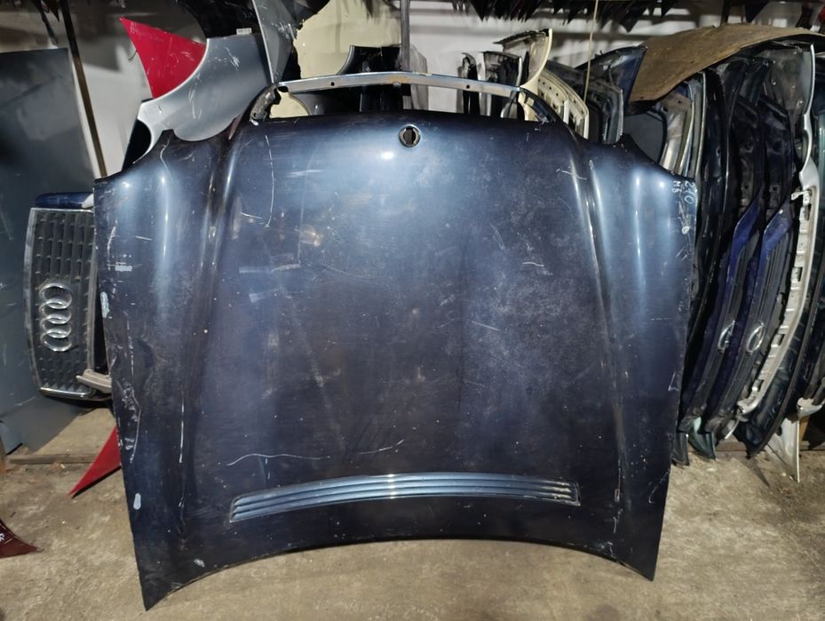 Капот на Мерседес W210 из Германии