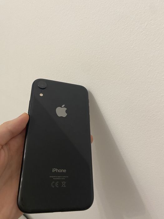 Iphone Xr в хорошем-идеальном состояний