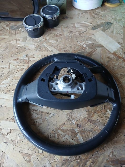 Волан Toyota Rav4 2010