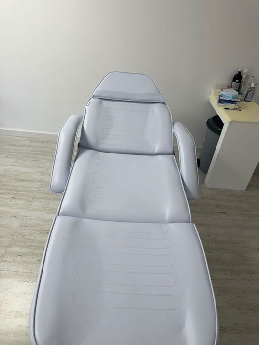 Козметична кушетка Чисто нова