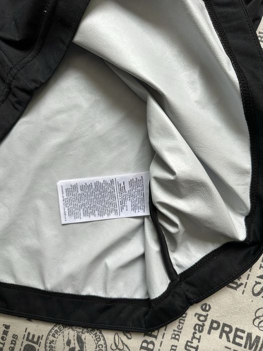 Nike original Water proof горнище.L