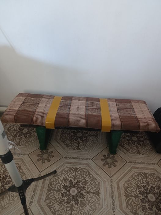 Продается скамейка.