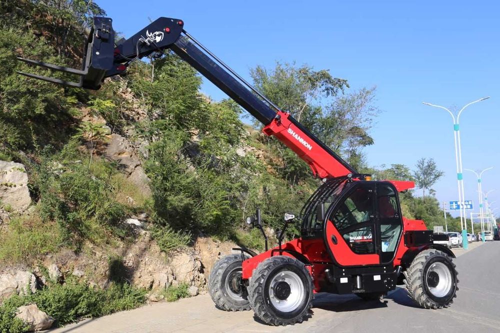 Экскаватор-погрузчик