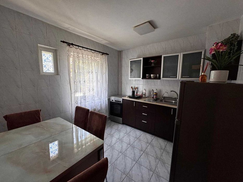 Garsonieră foarte spațioasă, 41 mp + balcon și aer condiționat | Strada Orșova | Etaj 1