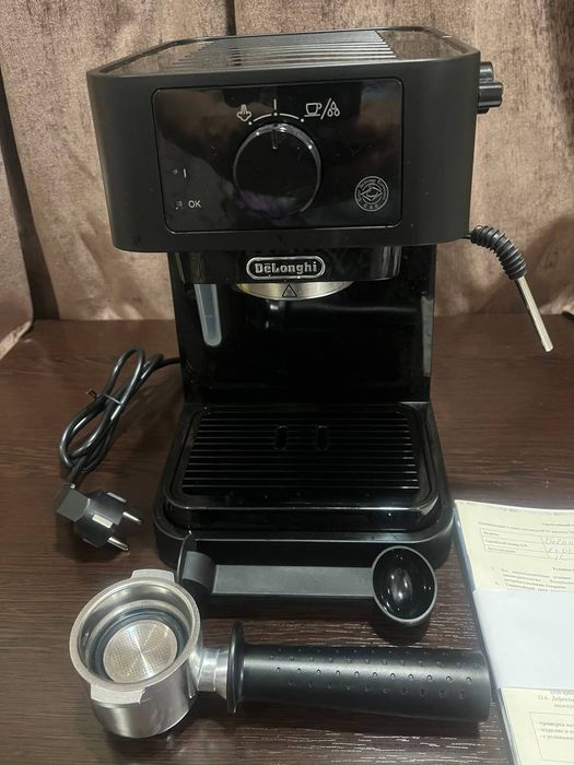 Кофе машина Delonghi