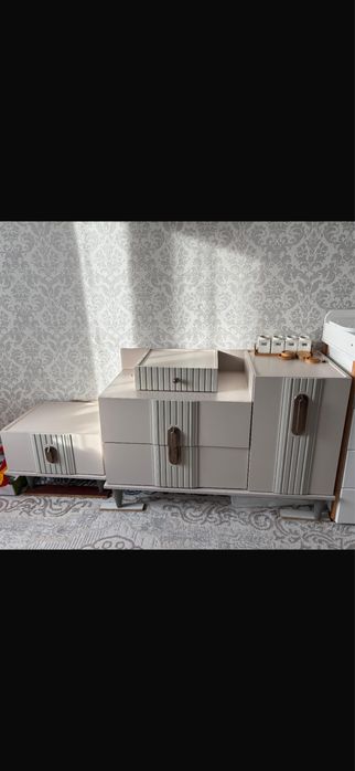 Спалный гарнитур, кровать без матраса