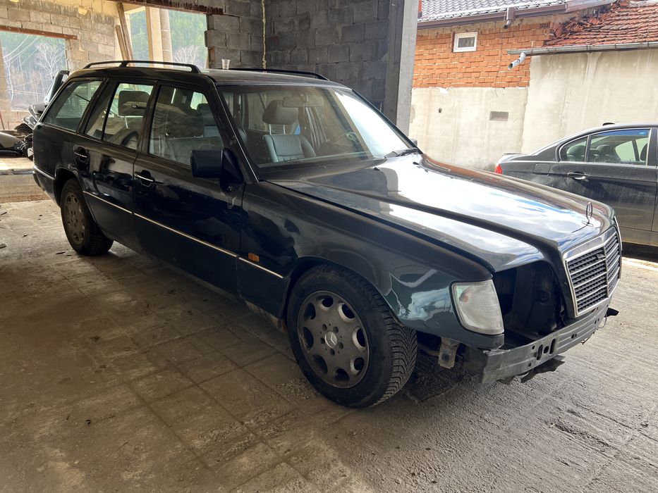 Мерцедес-Бенц w124 2.0i 136к.с на ЧАСТИ!