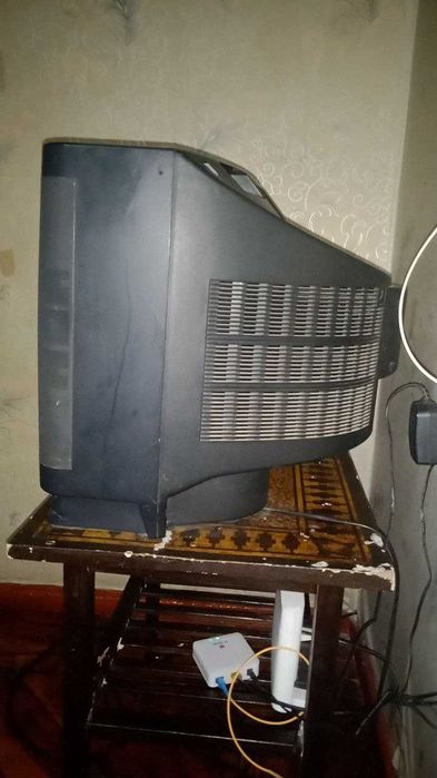 Продается телевизор