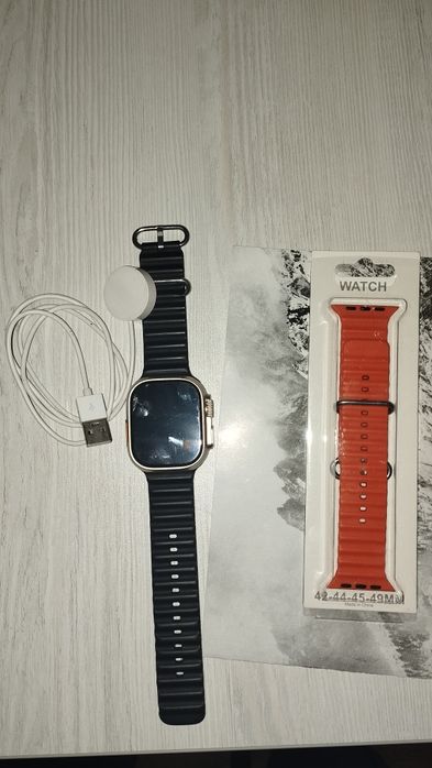 Smart Watch Ultra — Komplektda 2 ta remeshok va zaryadlovchi