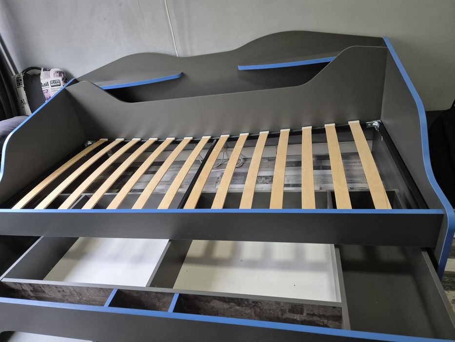 Кровать односпальная