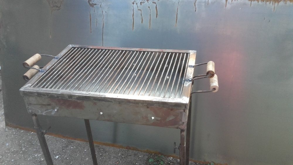 gratar gradina cu protap.