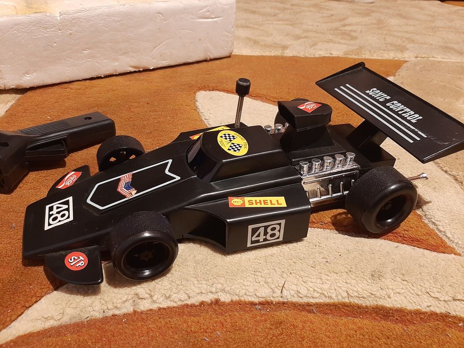 Mașinuța Sonic cu telecomanda