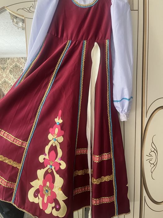 Продам платья танцевальные