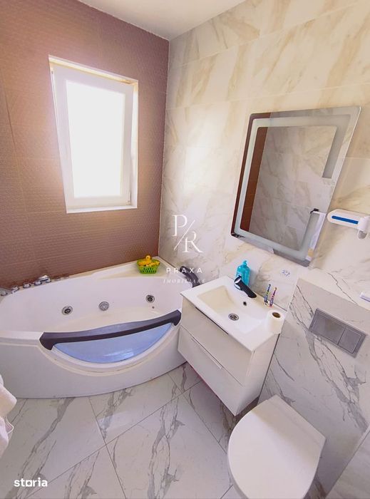 Apartament 3 camere, 65mp, 2 bai, garaj, LIFT, etaj 1, str. Fagului -