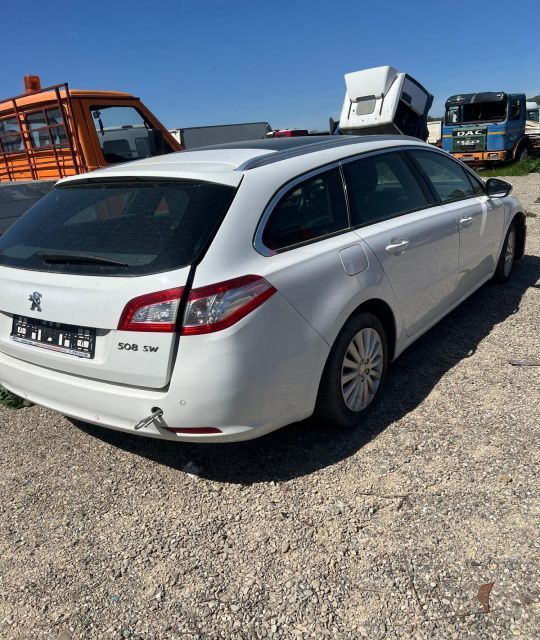 Dezmembrez Peugeot 508 1 [2010 - 2014] wagon 1.6 Hdi AMT (112 hp) 9HR