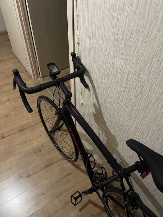 Продам шоссейный велосипед Trek Domane AL 2