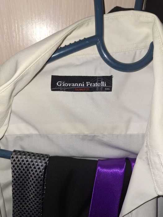 Продам мужской костюм