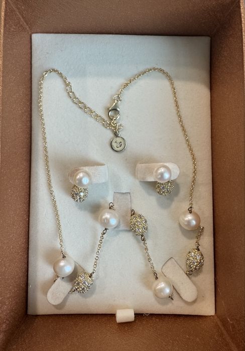 Сребърно колие "SWAN " с перли и обеци със златно покритие