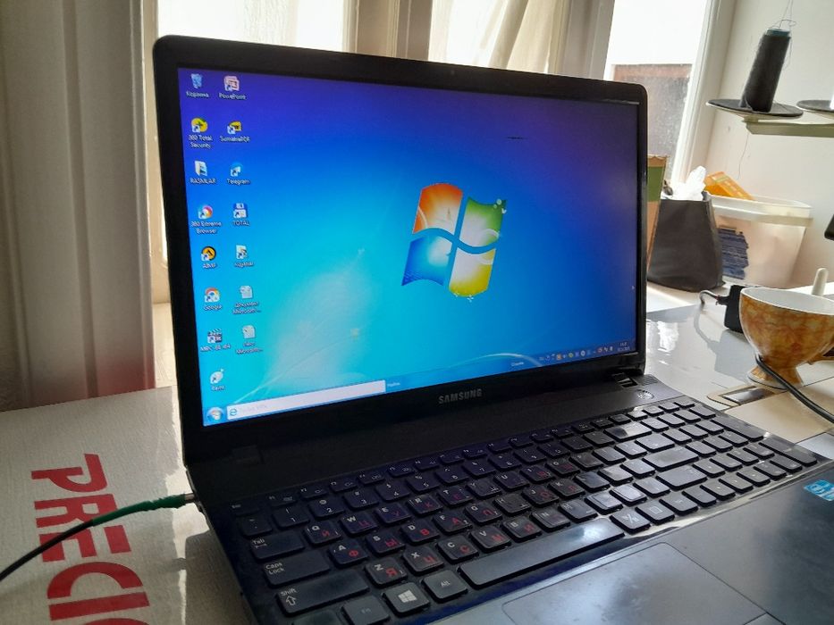 Notbuk  Windows 7  core i5  barcha kerakli malumotlar pastda tel raqam