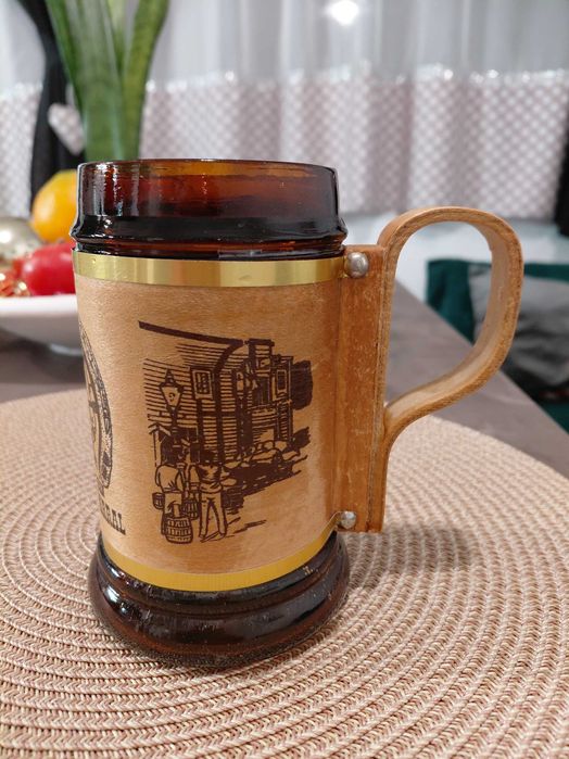 Винтидж халба Siesta ware: амбър стъкло, дърво, метал