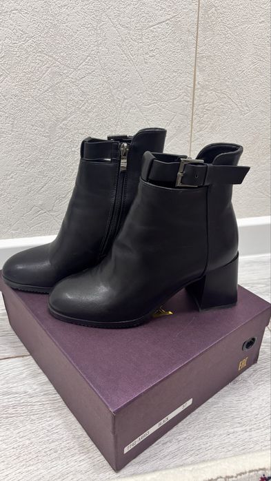 Полусапожки женские б/у в отличном состоянии