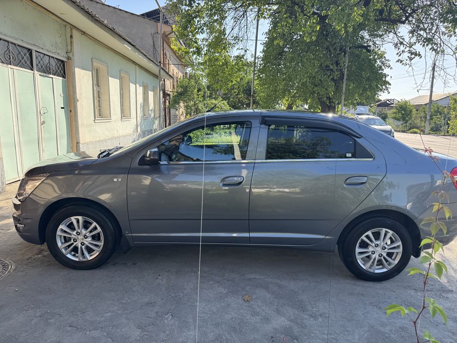 Продам cobalt GM chevrolet
