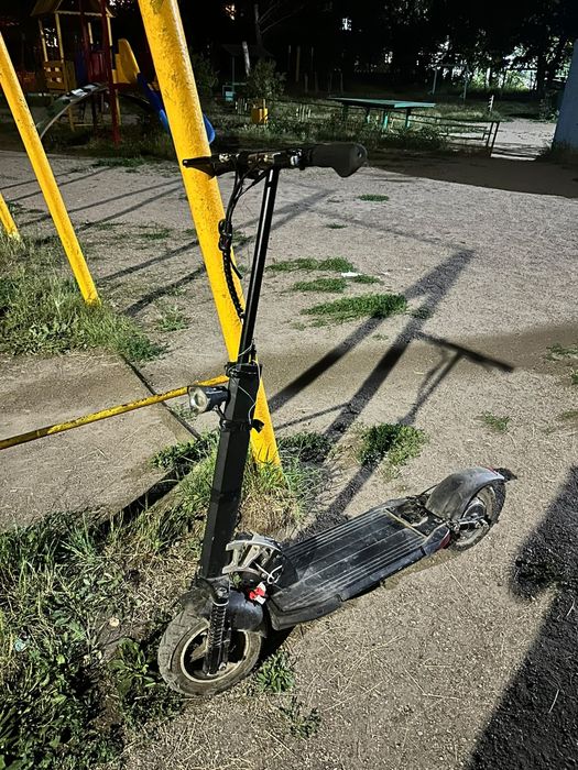 Электросамокат Kugoo M4