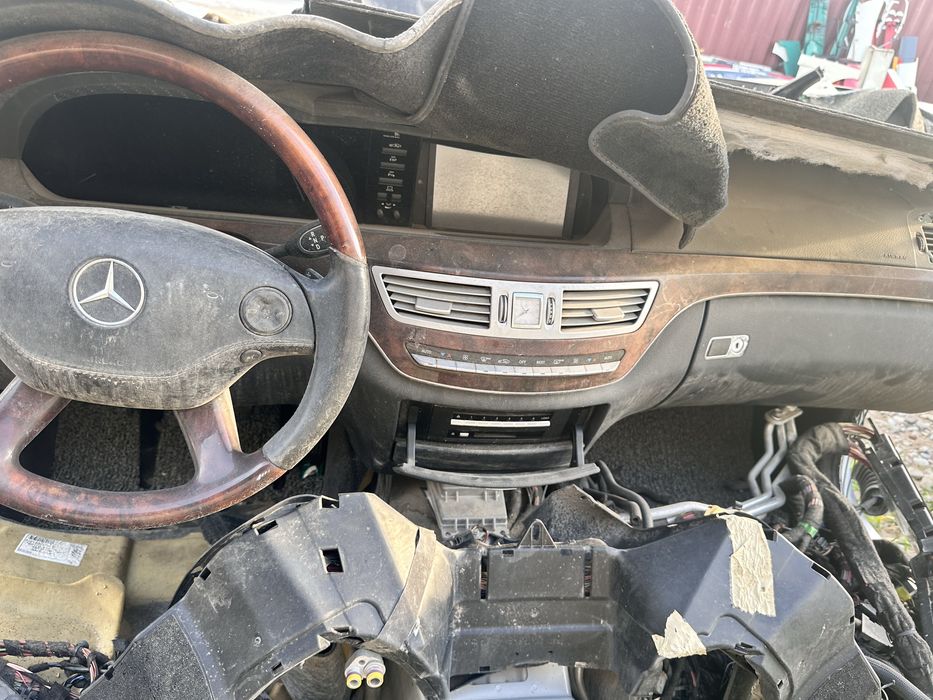 Мерседес 221 Mercedes
