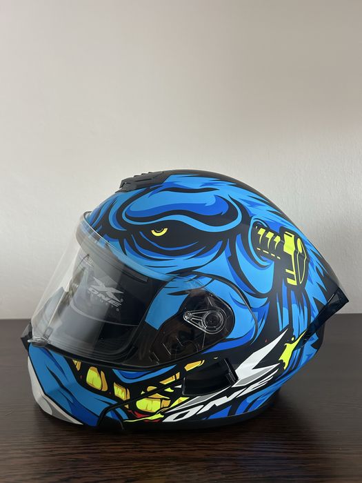 Casca moto flip-up