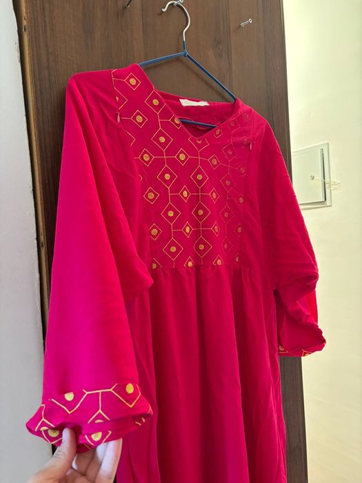 Көйлектер сатылады