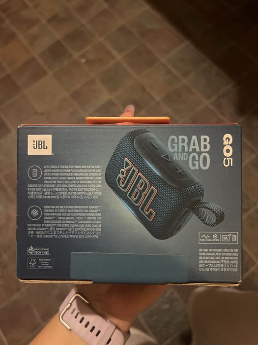 JBL go 5.