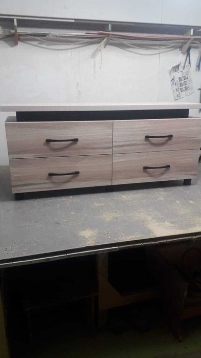 Тумба под телевизор